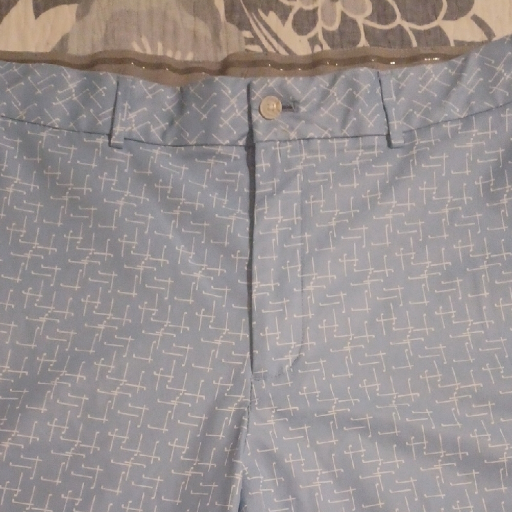 Walter Hagen Light Blue Geometric Shorts